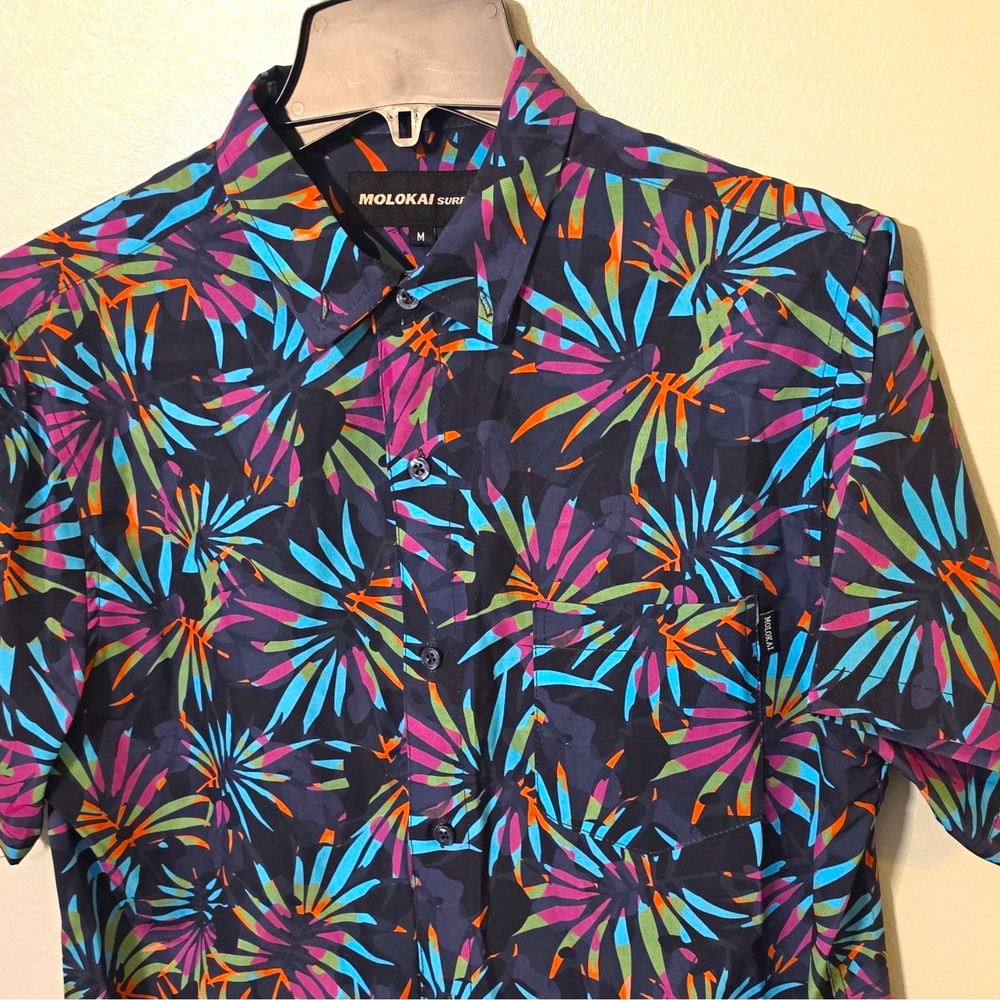 Molokai Surf Co. Men's Woven Polyester/Spandex Button-Up M Multicolor #323